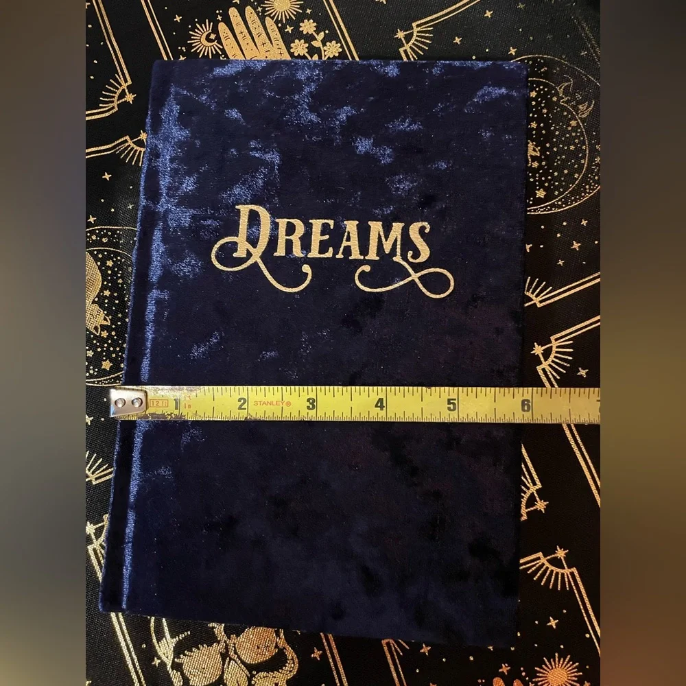 NWOT ECCOLO Blue Velvet Covered DREAMS Journal